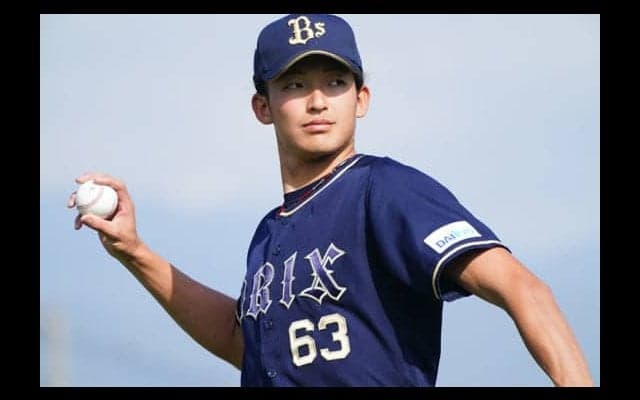 オリックスが新成人・山崎颯を祝福　袴姿の写真は「イケメン」「ほぼモデル」