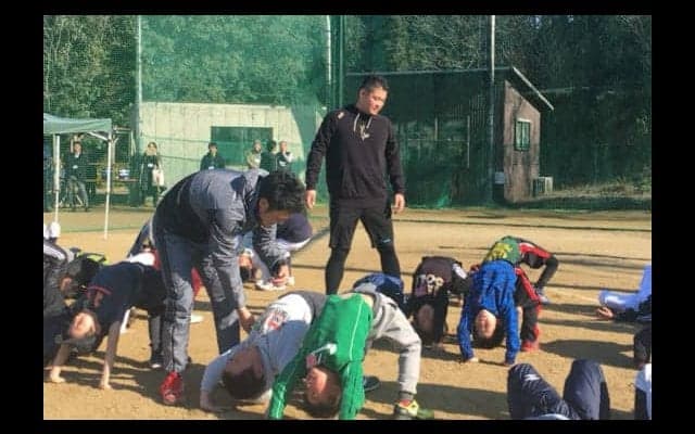 DeNA筒香が野球未経験児童を対象に体験会開催「本当に子供たちが楽しそう」