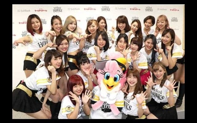歓喜の涙も…鷹「ハニーズ」合否発表の瞬間、ミスユニバース最終候補も合格
