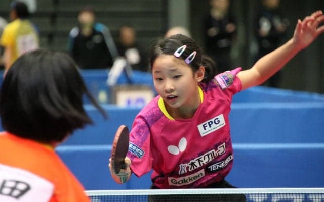 張本美和　弱冠10歳、無傷の初日4連勝＜全日本卓球2019＞　