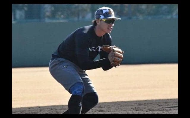 「藤岡に負けているとは思わない」ロッテ三木が1人で自主トレを行うワケ