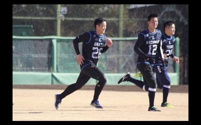 西武ドラ4粟津が新人一番乗りでブルペン入り「力みもなく球質のいい球」