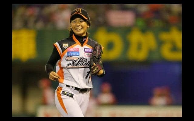 【女子プロ野球】17年最多勝の磯崎が猛トレ、両手指が“硬直”も…満面笑み「ナイススマイル」