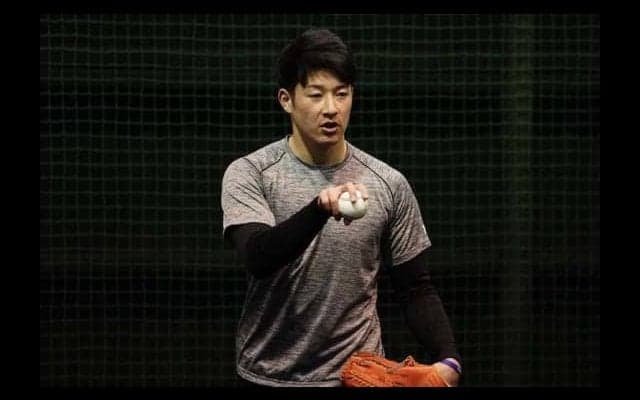 日ハムドラ1吉田輝、初ブルペンで柿木にライバル心　「自分が先に投げられるように」