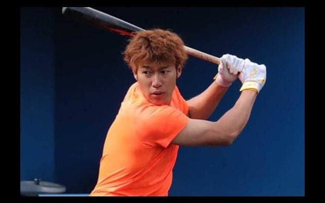 バックスクリーン直撃弾も　鷹・柳田が自主トレ公開、目指すは小久保超え「45本」