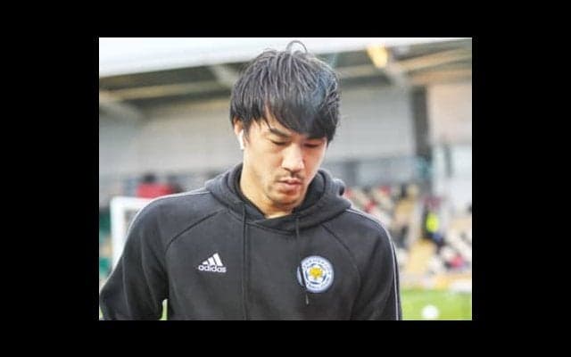 打診は多数も、岡崎慎司は「優勝メンバー」ゆえに移籍交渉が難航