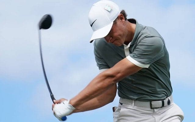 飛ばしの秘訣は「ヒップターン」キャメロン・チャンプのスイング解説