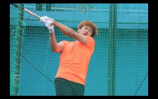 「ホームランを打てるスイングを」鷹・柳田が語る打撃と自主トレのポイントは…