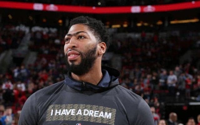 アンソニー・デイビスがペリカンズにトレードを要求、レイカーズが争奪へ動く？