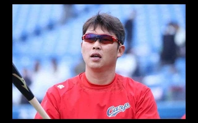 新井兄弟がキャンプ前日に奇跡の遭遇　良太C「お兄ちゃんと、偶然空港で」