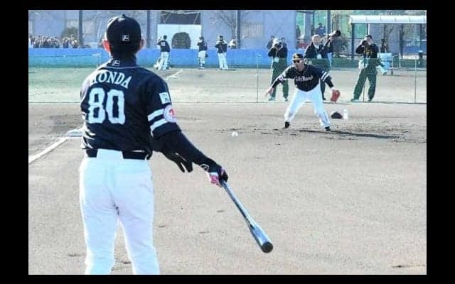 ソフトバンク松田が“本多ノック”で特守　「13年一緒にやってきたから」