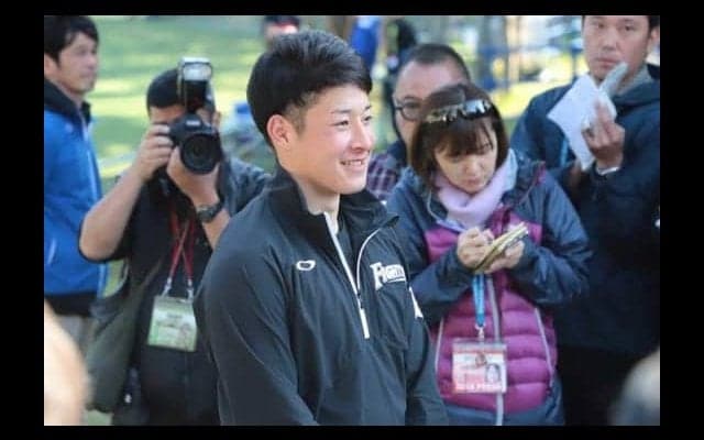 元祖“アイドル”ハム荒木2軍監督、輝星フィーバーにも「こんなもんじゃなかった」