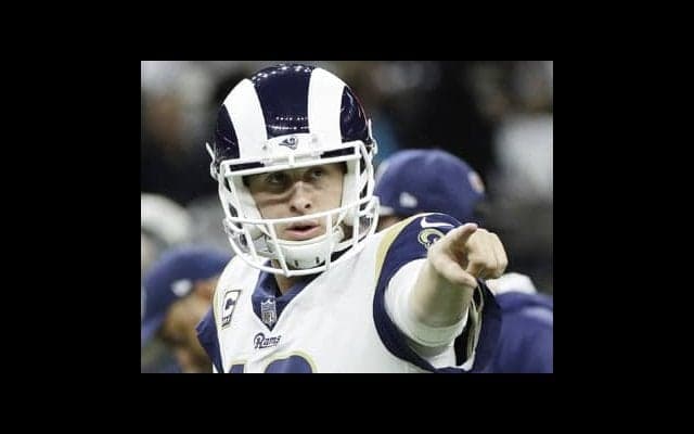 わずか３年でスーパーボウル。NFLドラ１の地味なQBはスターになれるか