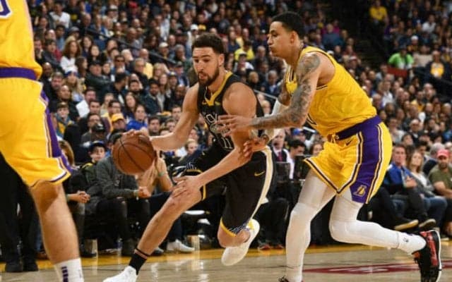 去就が注目されるクレイ・トンプソンへ起こった、レイカーズファンからのチャント