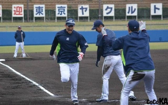 「恐怖！落合トレ」、「コロンビア・ノック」、「地鶏トレ」etc. プロ野球キャンプ　珍トレ集