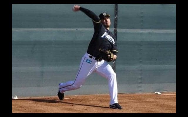 日本ハム有原がブルペンで約60球　ツーシーム改良へ意識するポイントとは…