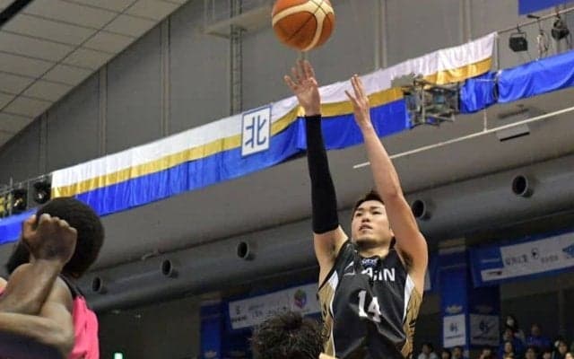 秋田の若さと勢いに押しまくられた三河、終盤に「冷静に粘り強く」戦い1点差勝利