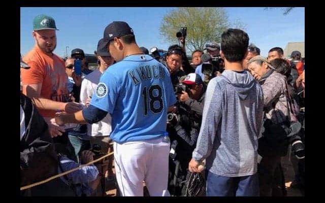 【MLB】菊池雄星、充実のメジャーキャンプ初日　「本当に楽しい時間を過ごせました」