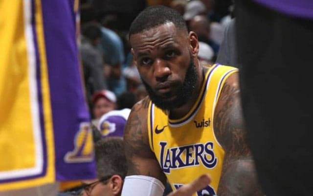 後半戦に備え、レブロンが国外で短期バカンス「心身をフレッシュな状態に戻す」