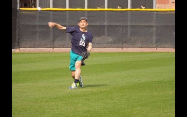 【MLB】イチロー、メジャー19年目に向け始動　打撃練習では“新型フォーム”も