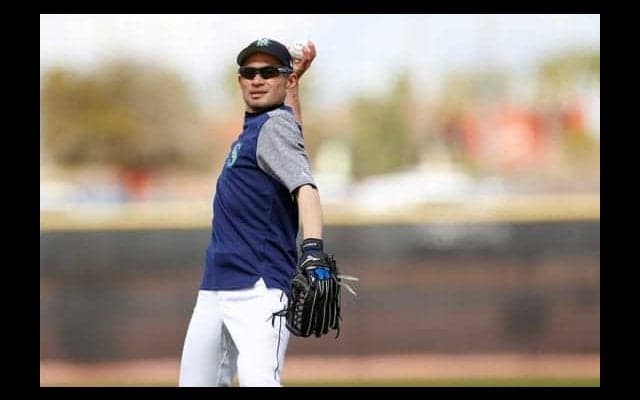 【MLB】イチロー、28年目のキャンプイン　新同僚は興奮「彼は国民的英雄」