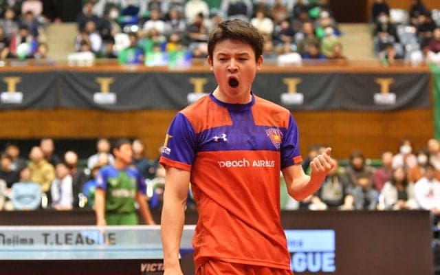 【卓球・Tリーグ】覚醒した有延が張本を圧倒！ 琉球が首位KM東京に初のストレート勝ち