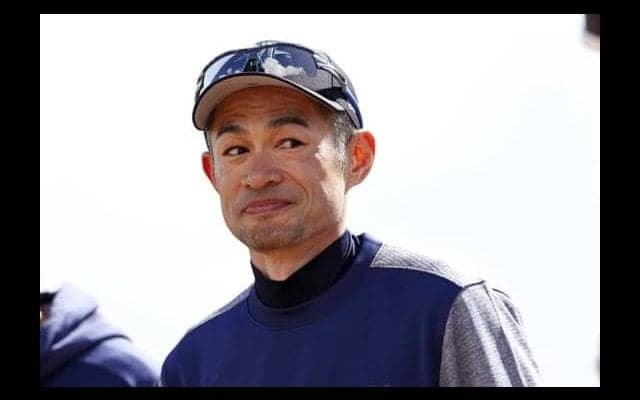 【MLB】イチローが鋭い視線を送るフォトデー写真に…米メディアが“敬意”「ラスボス」