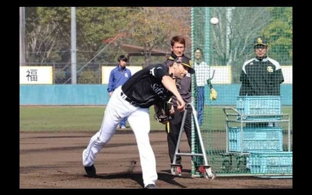 鷹サファテ、314日ぶり打者と対戦　フォーク多投のワケは「細かいところが…」
