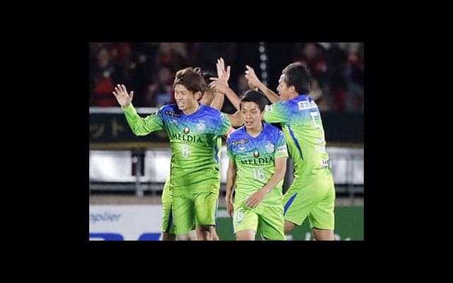 同じシステムも持ち味は大違い。予測力の湘南が支配力の札幌を下す