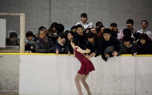 【フィギュアスケート】大歓声に包まれて…蓮田、山本が引退へ／第１０回バレンタインカップ