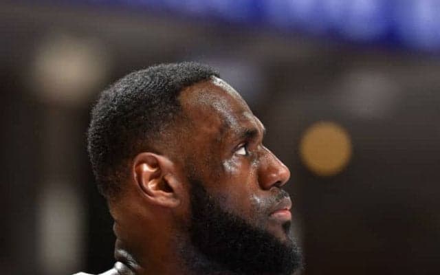 西の11位に転落しプレーオフ進出が遠ざかるレイカーズ、レブロンがチームに喝