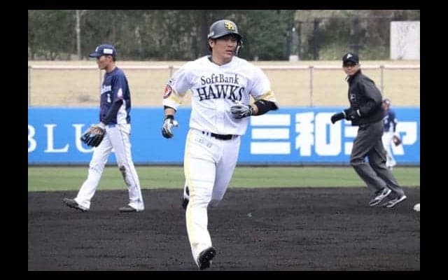 鷹甲斐が今季“1号”　オフ打撃練習の成果あり？「やってきたことを少し出せた」