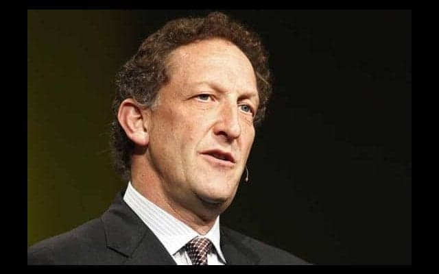 【MLB】米ジャイアンツCEOベアー氏が公衆面前で夫婦喧嘩「不適切な行動は2度としない」