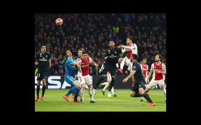 欧州CLマニアック鼎談。達人たちが注目したのは物議をかもしたVAR