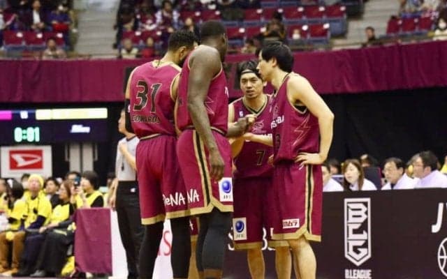 最後のフリースローで明暗、川崎ブレイブサンダースがオーバータイムの激闘を制す