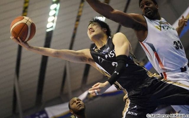 横浜・川村が勝負所で3P暴発！三河はCS争い落としたくない一戦を落とす