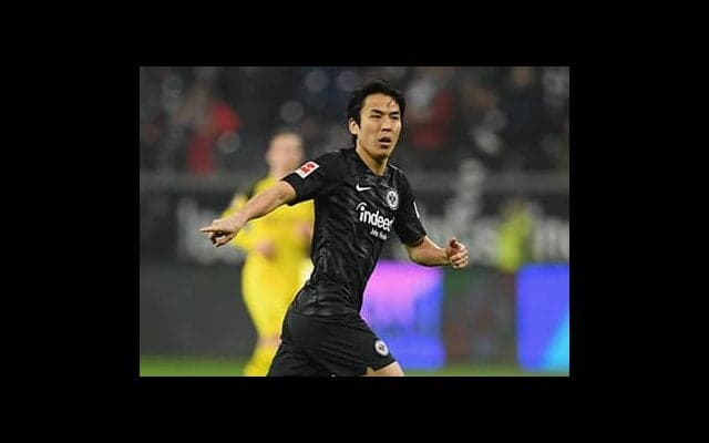 トレーナーも驚く長谷部誠の試合前のルーティン。「プロの鑑」