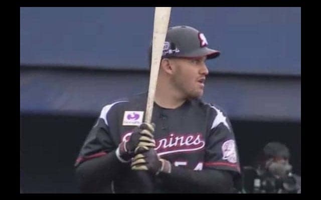 二、三塁間に内野手3人配置-日ハムの“レアード・シフト”がハマる