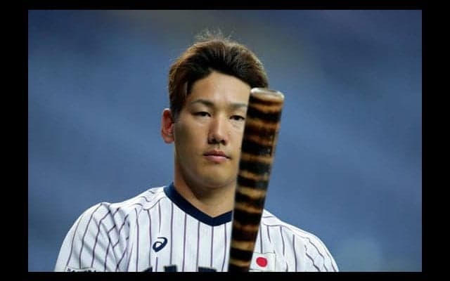 侍J新4番・オリ吉田正の満塁弾で先制！　弾丸ライナーで右翼席へ突き刺す