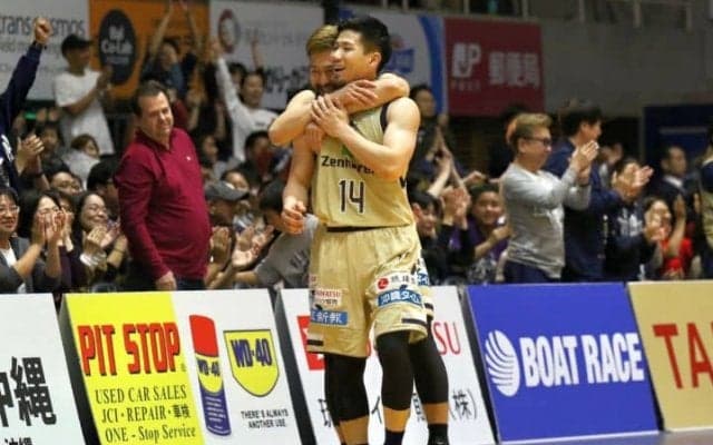 主力を欠く琉球ゴールデンキングス、我慢比べを制して富山グラウジーズに競り勝つ