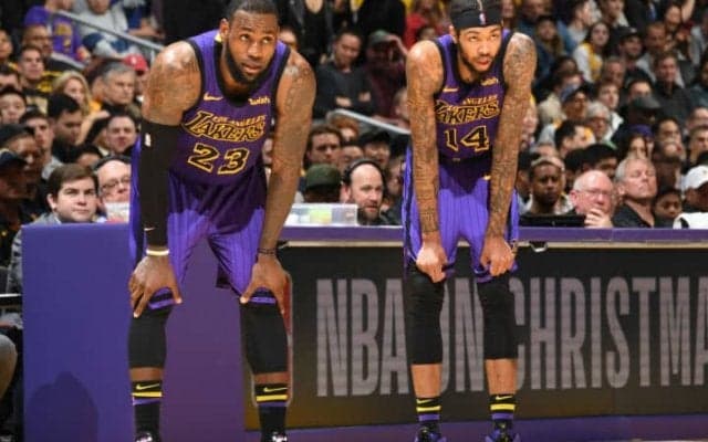 血栓症で離脱のイングラムにレブロンがエール「頭を整理する必要がある」