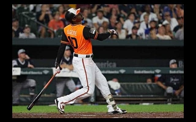 【MLB】「既に君のことが恋しいよ」「レジェンドだ」　オリオールズが“球団の顔”移籍を惜別