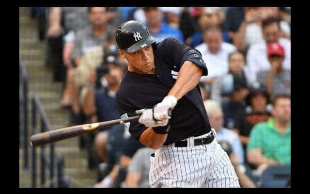 【MLB】ボールが可哀想になる打球音…ジャッジが逆方向に弾丸2ラン「レーザーだ！」