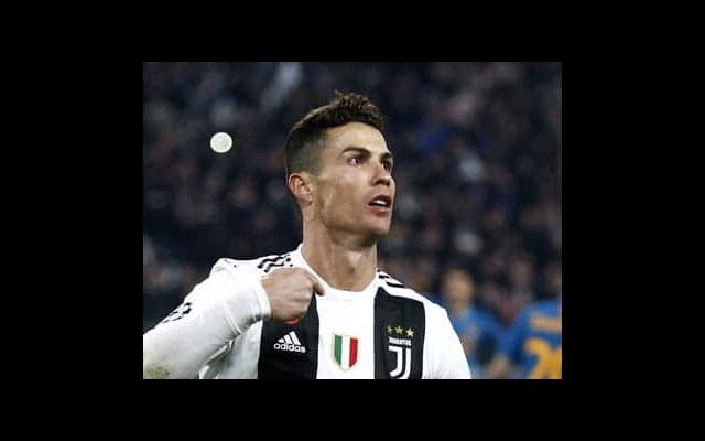 ロナウドが「CL４連覇」へ前進。メッシとの対決は実現するか