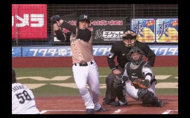 日ハム近藤が\"新婚1号”！　開幕4番へ2安打2打点