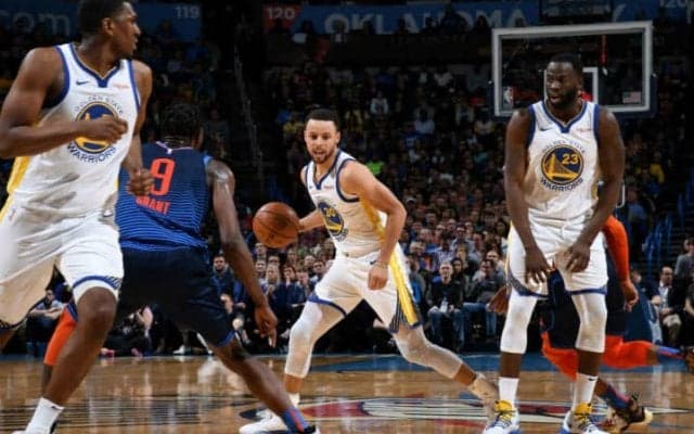 スリーピートを目指すウォリアーズ、球団新記録の7年連続プレーオフ進出が決定