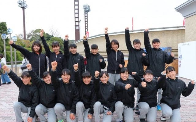 女子団体 初出場、第2シードの法政二高がチームワークで優勝を目指す！【第41回全国選抜高校テニス大会】