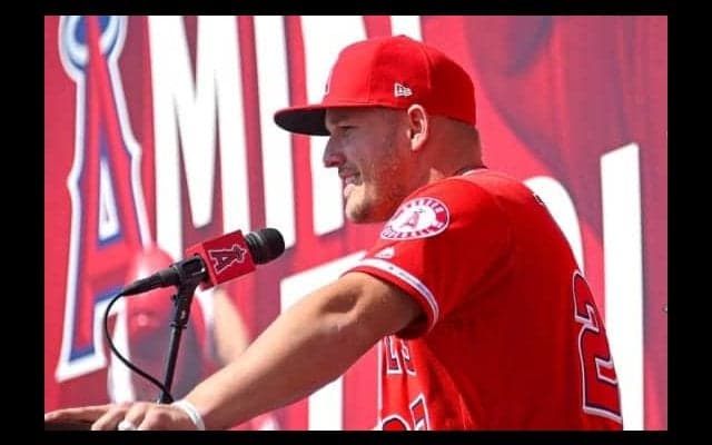 【MLB】470億円契約のトラウトが記者会見　家族やファンへ感謝し、声を詰まらせる