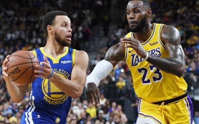 ウォリアーズが新アリーナのこけら落しでレイカーズとのプレシーズンゲームを実施