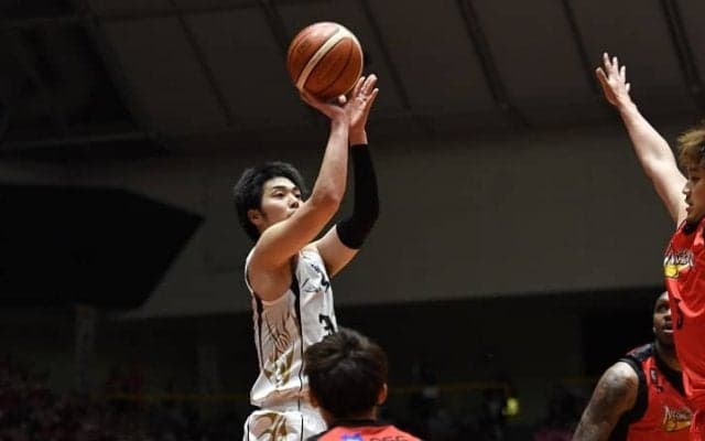 バスケの三河ダービーは三遠に軍配